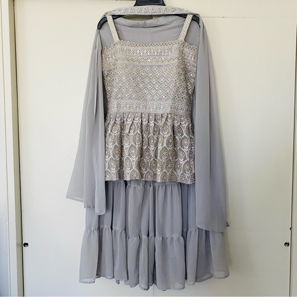 Ethnic Indian Wear Dresses & Skirts - Garara dress. Indo western outfit. Size L, Gray. Golden sequin embellishments